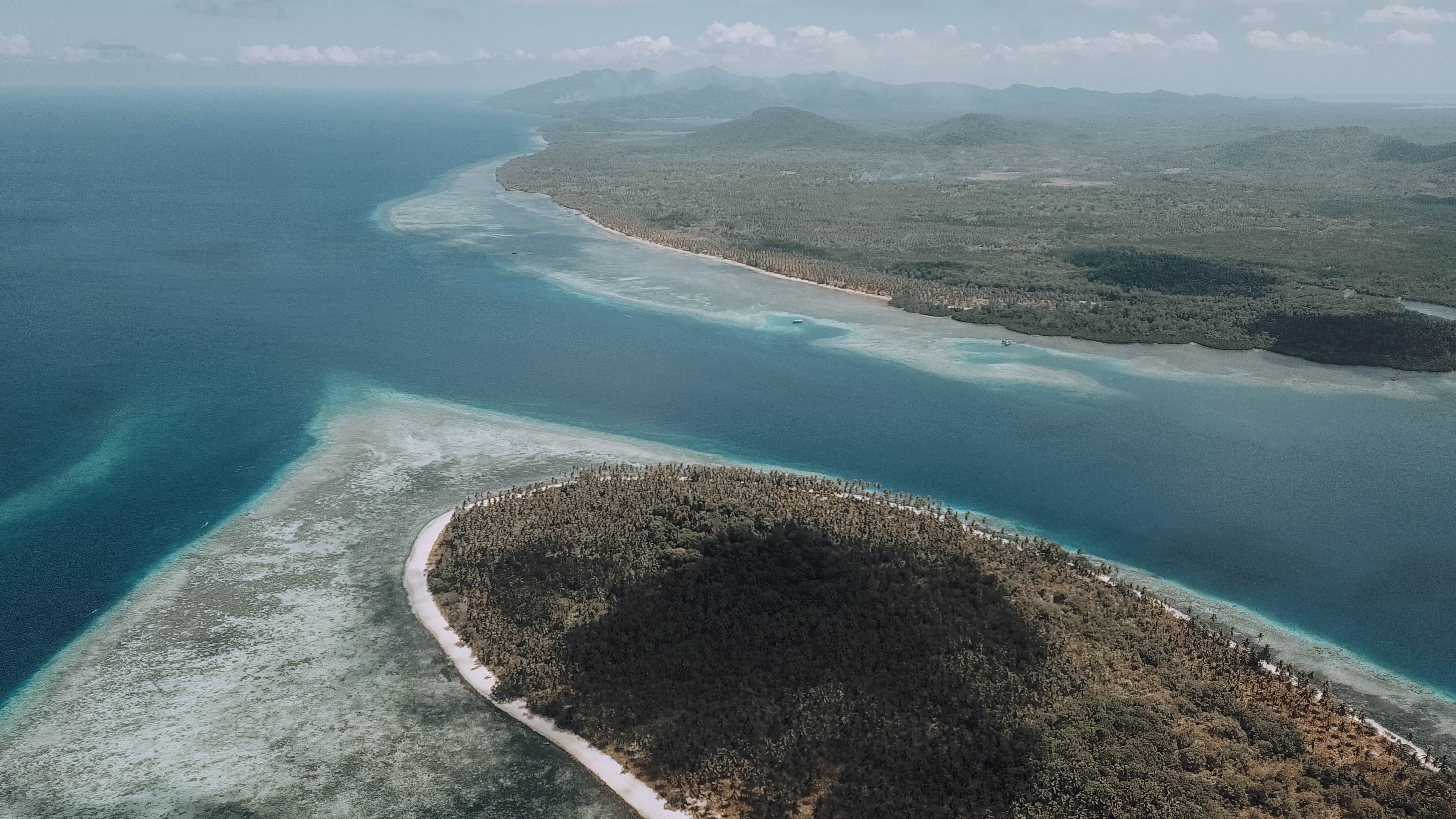 Balabac Philippines Siksikan Island drone